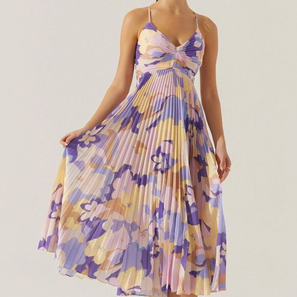 Blythe Floral Plisse Midi Dress - Picture 4 of 6